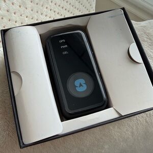 Spotter GPS Tracker - Black with Blue Logo